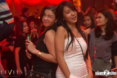 ปาร์ตี้คืนวันเสาร์ ที่ร้าน เลเวล คลับ, สุขุมวิท ซอย 11 — photo 78