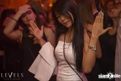 ปาร์ตี้คืนวันเสาร์ ที่ร้าน เลเวล คลับ, สุขุมวิท ซอย 11 — photo 79
