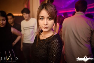 ELLY G ที่ เลเวลส์ — photo 7
