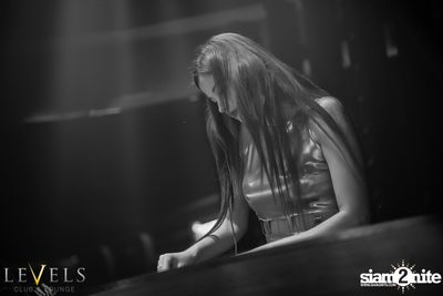 ELLY G ที่ เลเวลส์ — photo 8
