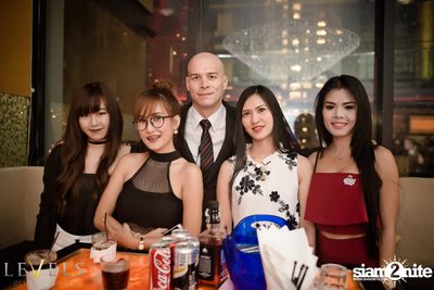 ELLY G ที่ เลเวลส์ — photo 23