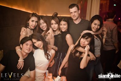 ELLY G ที่ เลเวลส์ — photo 42