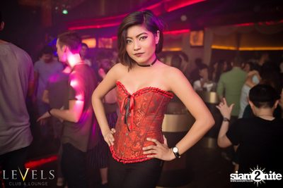 ELLY G ที่ เลเวลส์ — photo 116