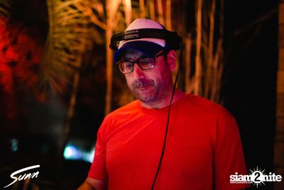 Sunn Presents: Miguel Campbell ที่ ไลฟ์ อาร์ซีเอ — photo 21