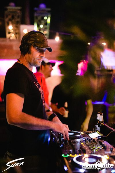 Sunn Presents: Miguel Campbell ที่ ไลฟ์ อาร์ซีเอ — photo 28