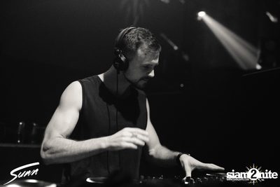 Sunn Presents: Miguel Campbell ที่ ไลฟ์ อาร์ซีเอ — photo 89