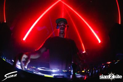 Sunn Presents: Miguel Campbell ที่ ไลฟ์ อาร์ซีเอ — photo 137