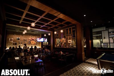  Metro's Crazy Hats Revolution at CHOW Cafe & Bar — photo 11