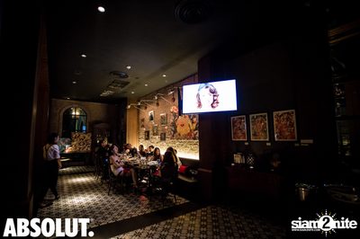  Metro's Crazy Hats Revolution at CHOW Cafe & Bar — photo 13