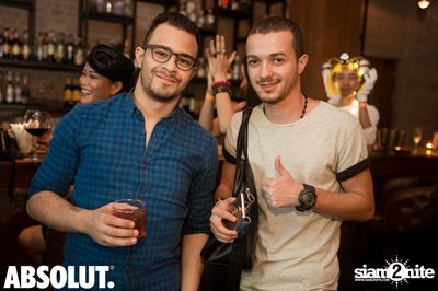  Metro's Crazy Hats Revolution at CHOW Cafe & Bar — photo 54