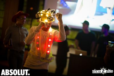  Metro's Crazy Hats Revolution at CHOW Cafe & Bar — photo 124