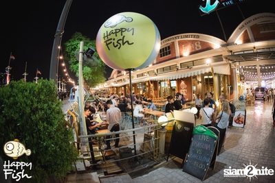ปาร์ตี้คืนวันเสาร์ที่ร้าน แฮปปี้ ฟิช, เอเชีย ทีค เดอะ ริเวอร์ฟร้อนท์ — photo 7