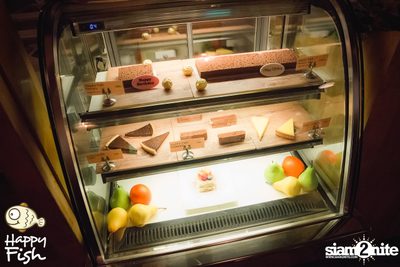 ปาร์ตี้คืนวันเสาร์ที่ร้าน แฮปปี้ ฟิช, เอเชีย ทีค เดอะ ริเวอร์ฟร้อนท์ — photo 26