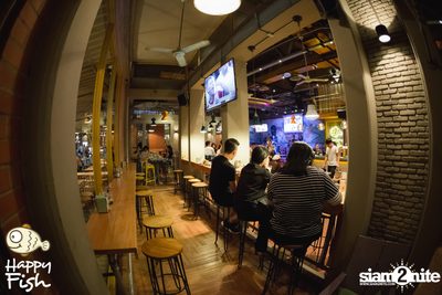 ปาร์ตี้คืนวันเสาร์ที่ร้าน แฮปปี้ ฟิช, เอเชีย ทีค เดอะ ริเวอร์ฟร้อนท์ — photo 49
