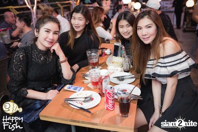 ปาร์ตี้คืนวันเสาร์ที่ร้าน แฮปปี้ ฟิช, เอเชีย ทีค เดอะ ริเวอร์ฟร้อนท์ — photo 85