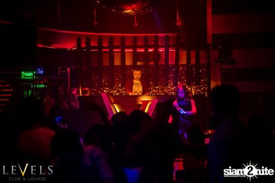 Kill The Buzz ที่ เลเวลส์ — photo 16