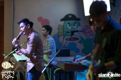 คืนวันศุกร์ ที่ร้าน แฮปปี้ ฟิช, เอเชีย ทีค เดอะ ริเวอร์ฟร้อนท์ — photo 6