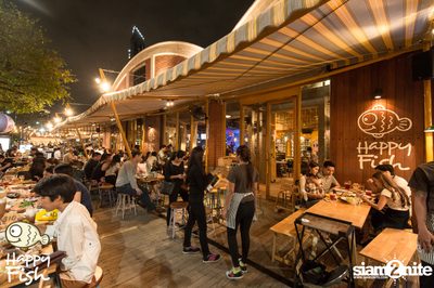คืนวันศุกร์ ที่ร้าน แฮปปี้ ฟิช, เอเชีย ทีค เดอะ ริเวอร์ฟร้อนท์ — photo 15