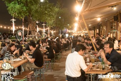 คืนวันศุกร์ ที่ร้าน แฮปปี้ ฟิช, เอเชีย ทีค เดอะ ริเวอร์ฟร้อนท์ — photo 29