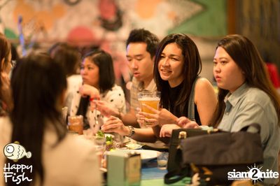 คืนวันศุกร์ ที่ร้าน แฮปปี้ ฟิช, เอเชีย ทีค เดอะ ริเวอร์ฟร้อนท์ — photo 61
