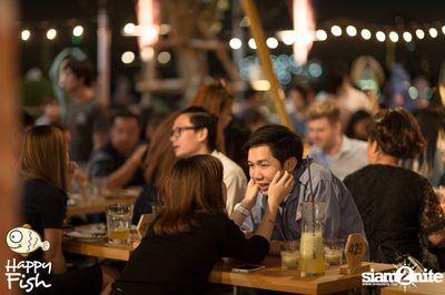 คืนวันศุกร์ ที่ร้าน แฮปปี้ ฟิช, เอเชีย ทีค เดอะ ริเวอร์ฟร้อนท์ — photo 80