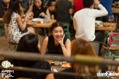 คืนวันศุกร์ ที่ร้าน แฮปปี้ ฟิช, เอเชีย ทีค เดอะ ริเวอร์ฟร้อนท์ — photo 83