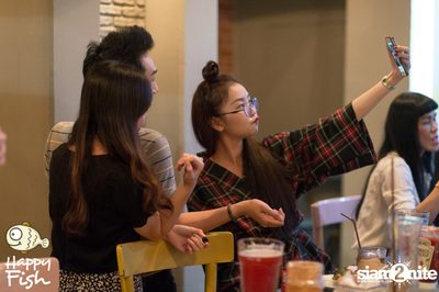 คืนวันศุกร์ ที่ร้าน แฮปปี้ ฟิช, เอเชีย ทีค เดอะ ริเวอร์ฟร้อนท์ — photo 106