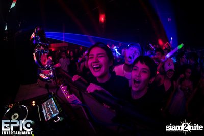 EPIC Entertainment นำเสนอ Trinity III ที่ ไลฟ์ อาร์ซีเอ — photo 14