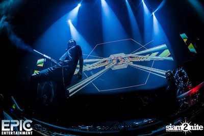 EPIC Entertainment นำเสนอ Trinity III ที่ ไลฟ์ อาร์ซีเอ — photo 16