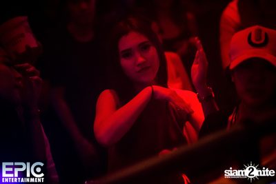 EPIC Entertainment นำเสนอ Trinity III ที่ ไลฟ์ อาร์ซีเอ — photo 137