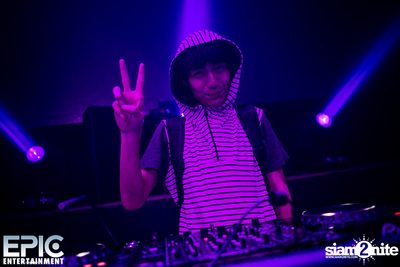EPIC Entertainment นำเสนอ Trinity III ที่ ไลฟ์ อาร์ซีเอ — photo 152