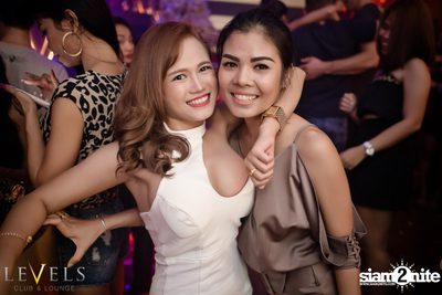 DJ UNIC ที่ เลเวลส์ — photo 12