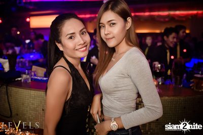 DJ UNIC ที่ เลเวลส์ — photo 38