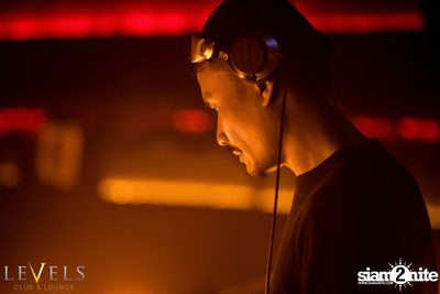 DJ UNIC ที่ เลเวลส์ — photo 44