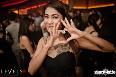 DJ UNIC ที่ เลเวลส์ — photo 51