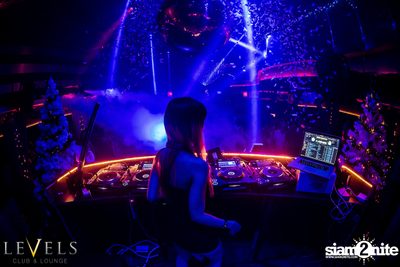 DJ UNIC ที่ เลเวลส์ — photo 53