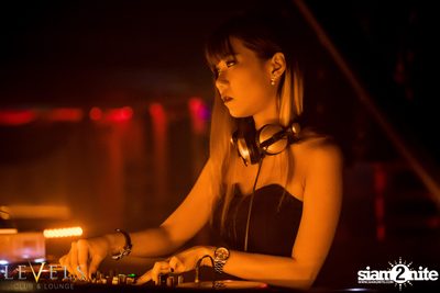 DJ UNIC ที่ เลเวลส์ — photo 55