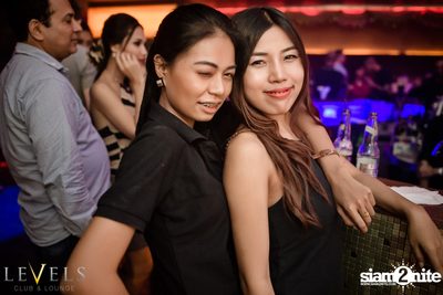 DJ UNIC ที่ เลเวลส์ — photo 62