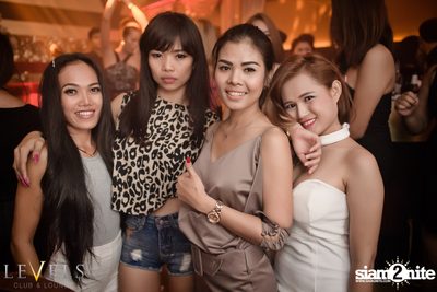DJ UNIC ที่ เลเวลส์ — photo 68