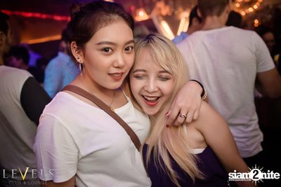 DJ UNIC ที่ เลเวลส์ — photo 70