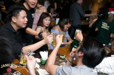 คืนวันศุกร์ ที่ร้าน เท เอกมัย — photo 9