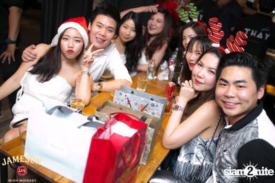 คืนวันศุกร์ ที่ร้าน เท เอกมัย — photo 10