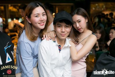 คืนวันศุกร์ ที่ร้าน เท เอกมัย — photo 22