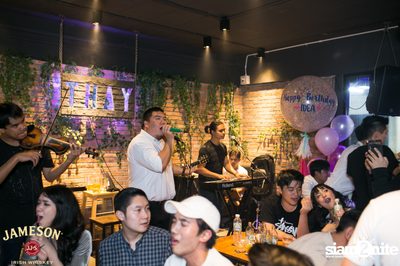 คืนวันศุกร์ ที่ร้าน เท เอกมัย — photo 49