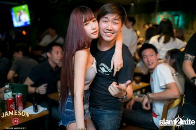 คืนวันศุกร์ ที่ร้าน เท เอกมัย — photo 83