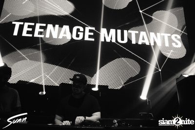 Sunn นำเสนอ Teenage Mutants ที่ ไลฟ์ อาร์ซีเอ — photo 115