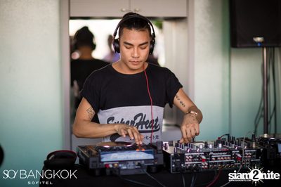 SO Pool Party Xmas Eve Edition ที่ โซ โซฟิเทล บางกอก — photo 7