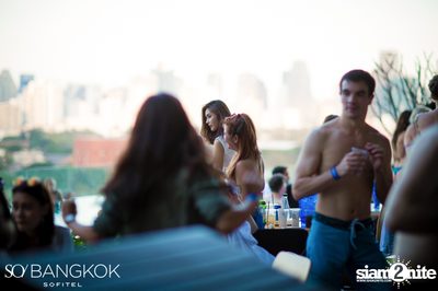 SO Pool Party Xmas Eve Edition ที่ โซ โซฟิเทล บางกอก — photo 8
