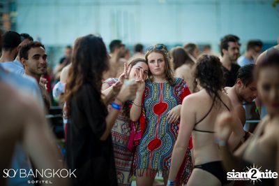 SO Pool Party Xmas Eve Edition ที่ โซ โซฟิเทล บางกอก — photo 24