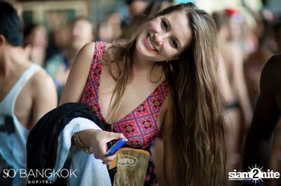 SO Pool Party Xmas Eve Edition ที่ โซ โซฟิเทล บางกอก — photo 35